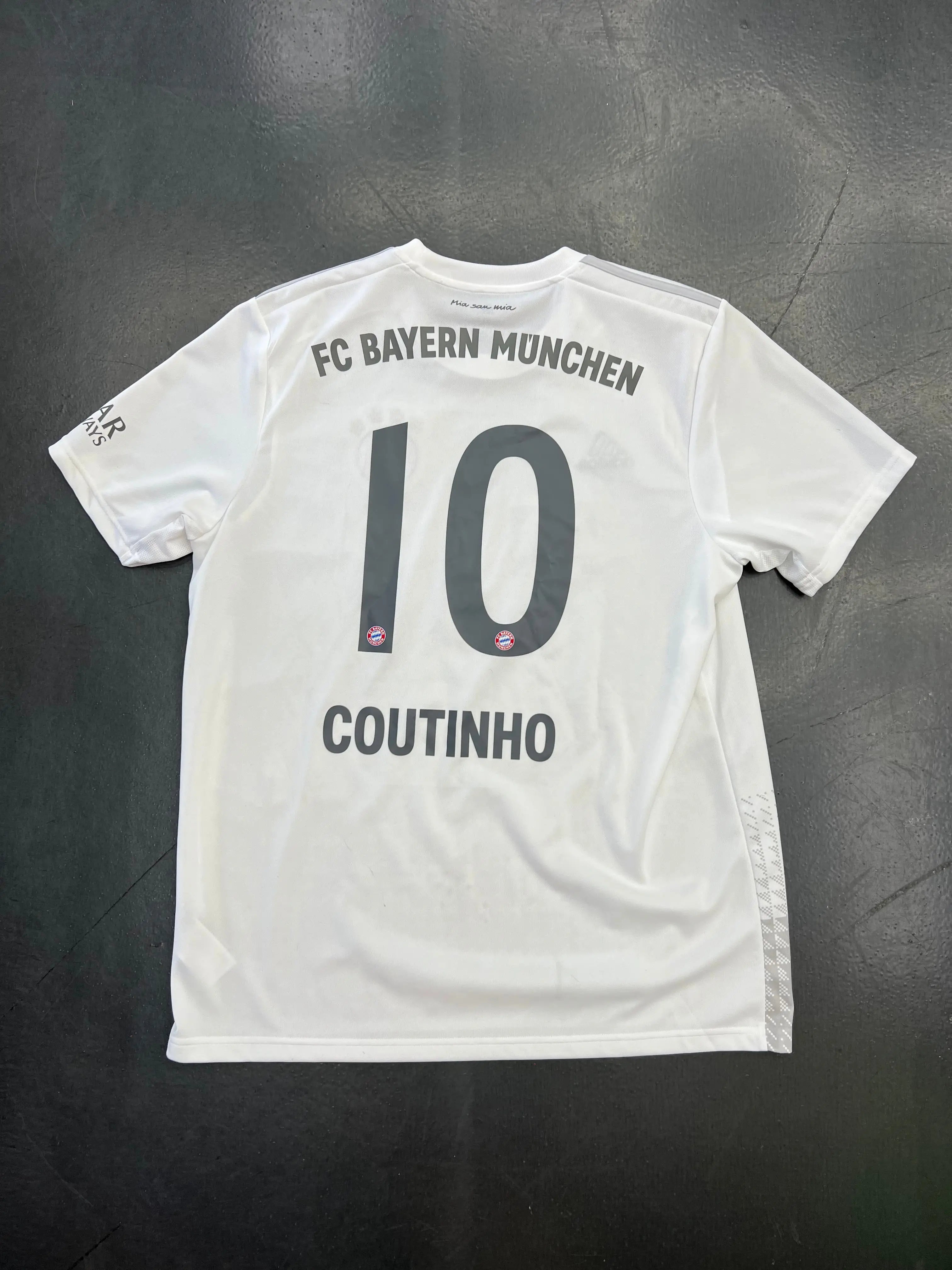 Adidas FC Bayern Munich 2019/20 Away Jersey – Coutinho #10 – STA
