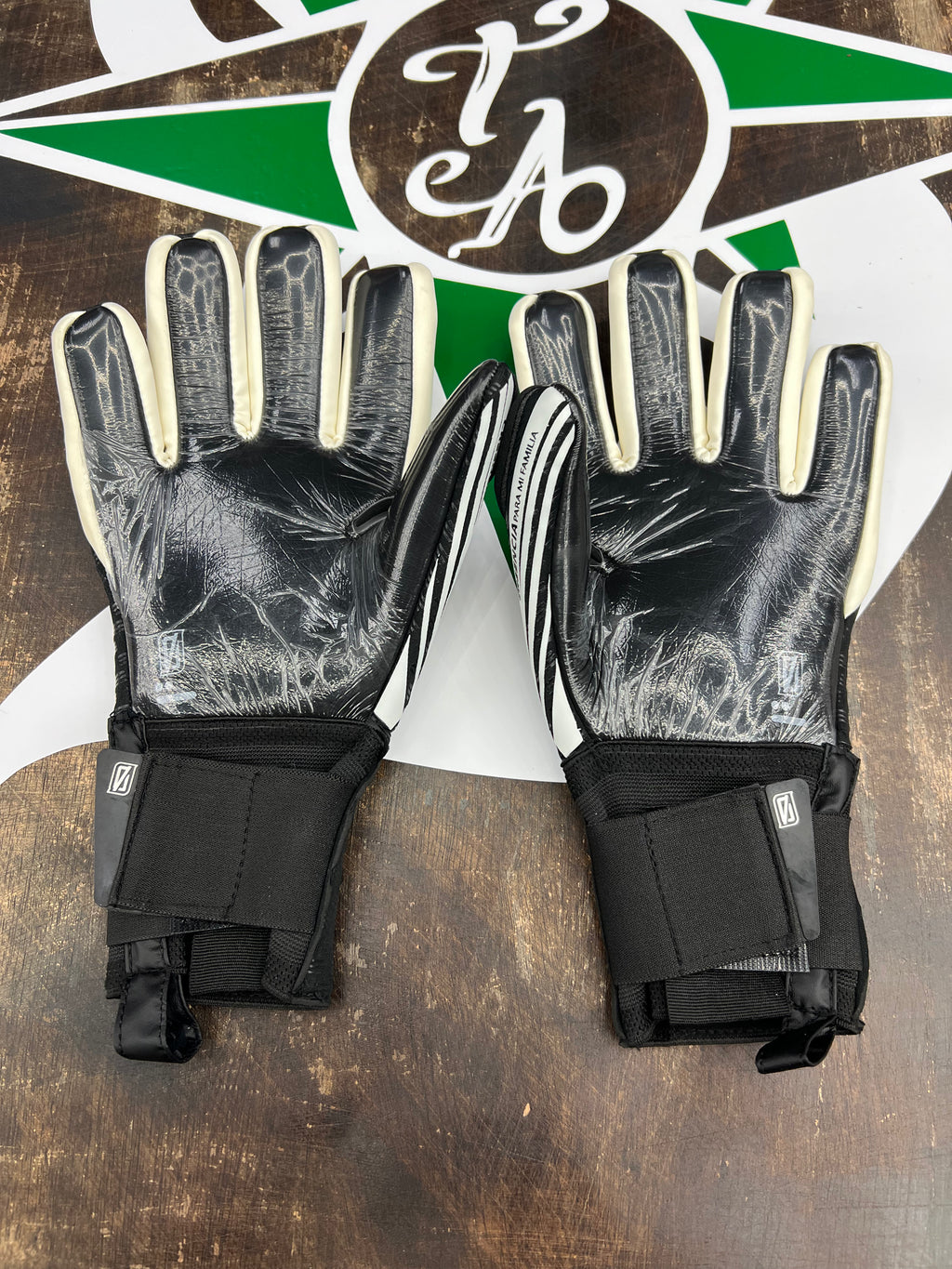 ZeroGoalkeeper CREDENCIAS VII – Negative Pro Goalkeeper Gloves