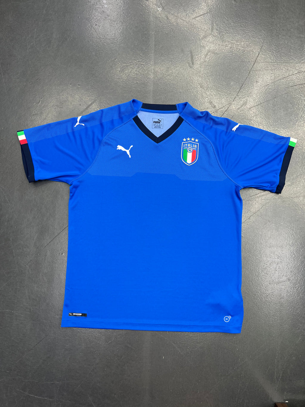 Puma Italy 2018–2019 Home Jersey