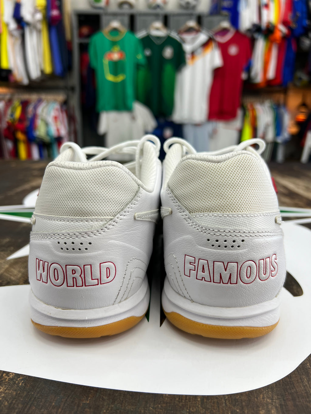 Nike SB Gato x Supreme