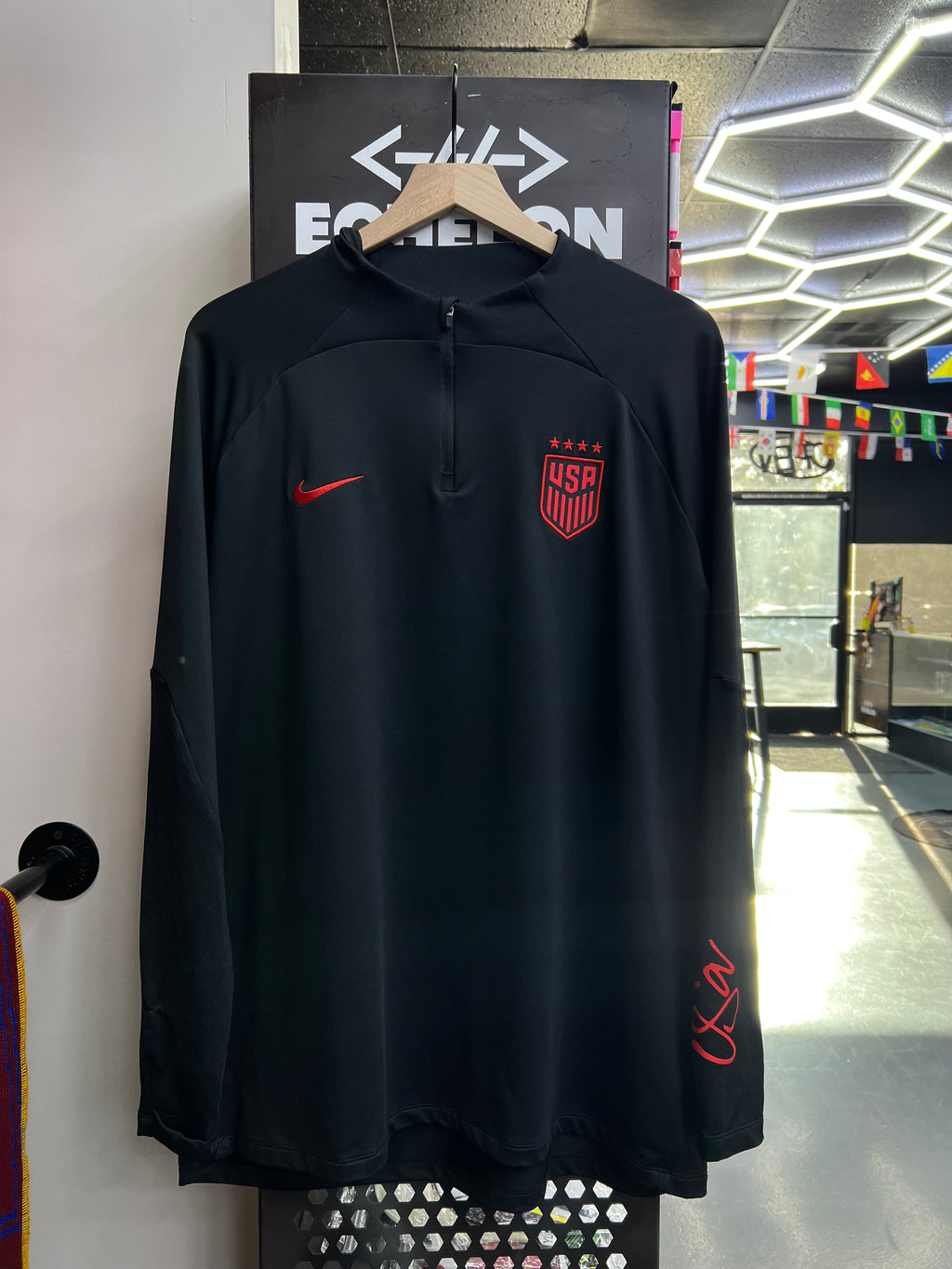 Nike USA Soccer Strike Drill Top – Black/Red Quarter-Zip