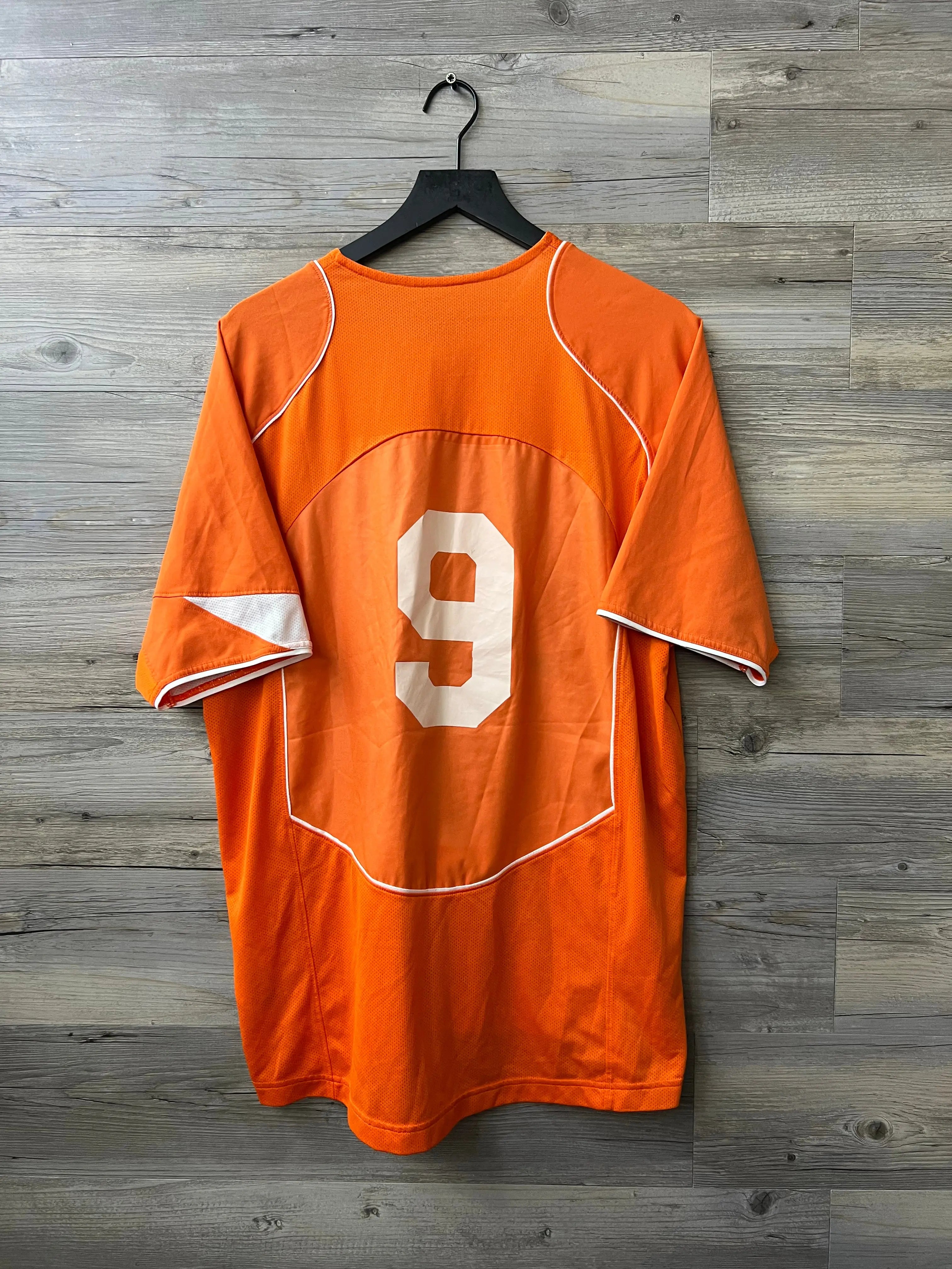 Nike Netherlands 2004–05 Home Jersey – #9