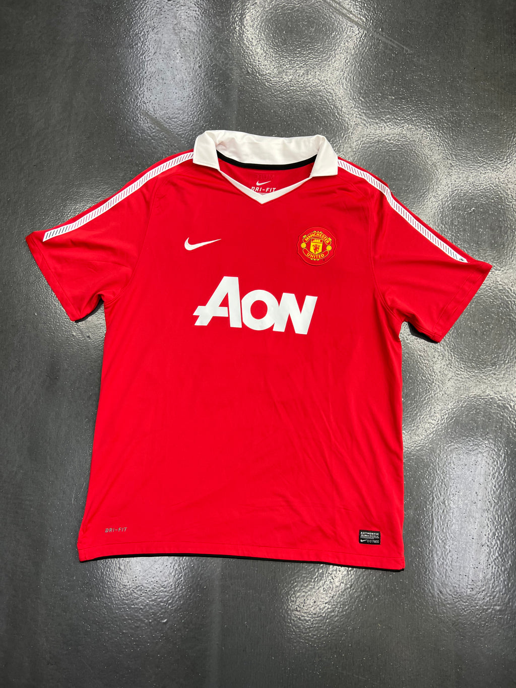 Nike Manchester United Home Shirt 2010-2011 – CHICHARITO #14
