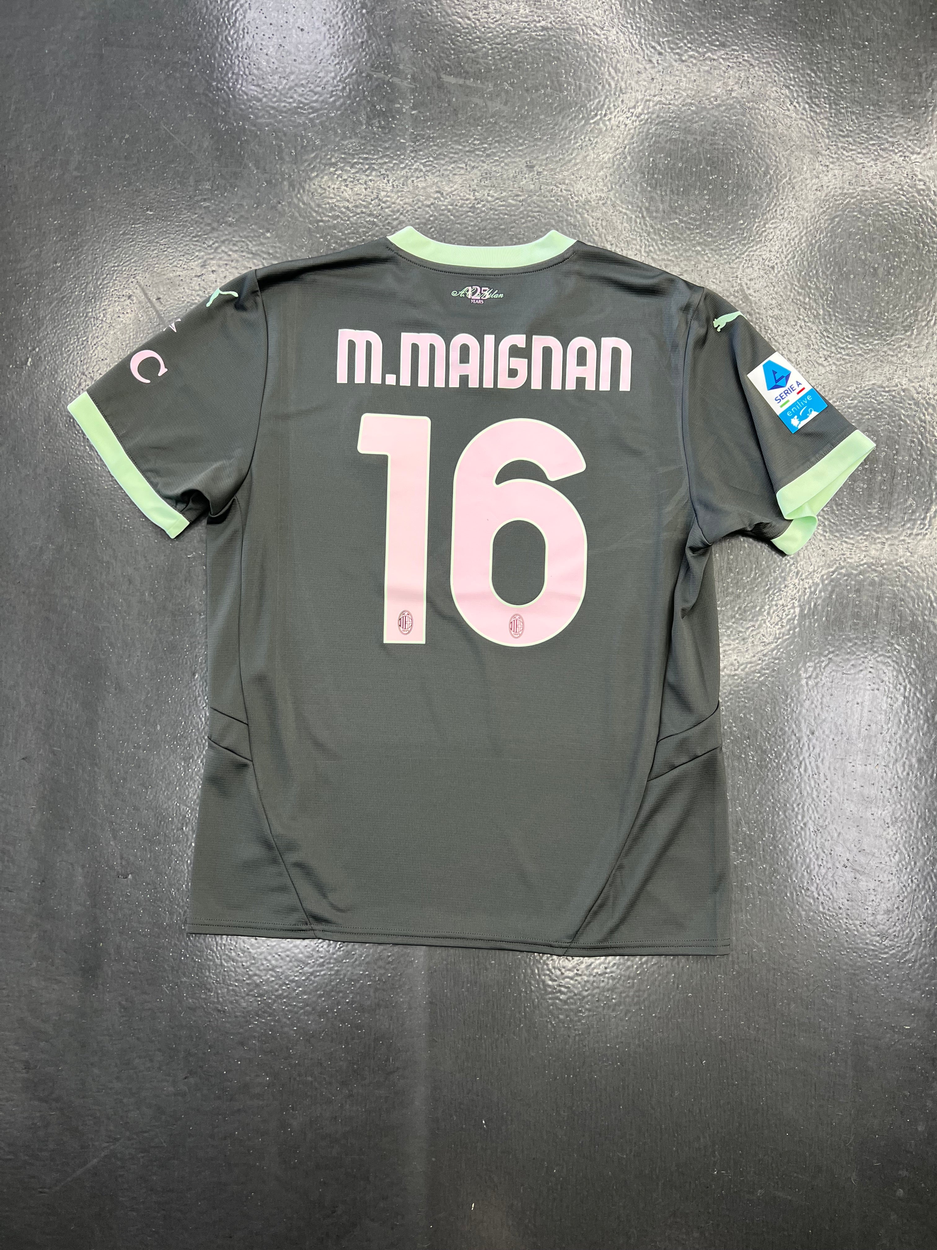 PUMA AC Milan Third Jersey M. Maignan #16 23/24 – Charcoal Green/Pink w/ Serie A Patch