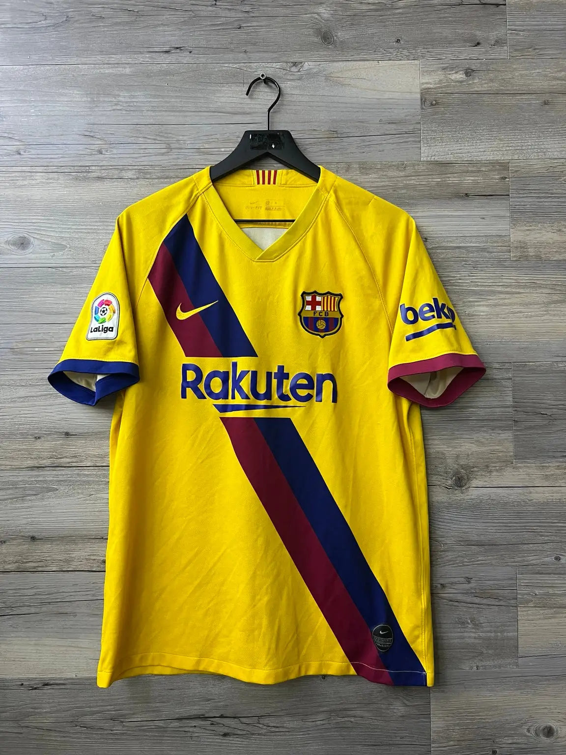 2019/20 FC Barcelona yellow away jersey front