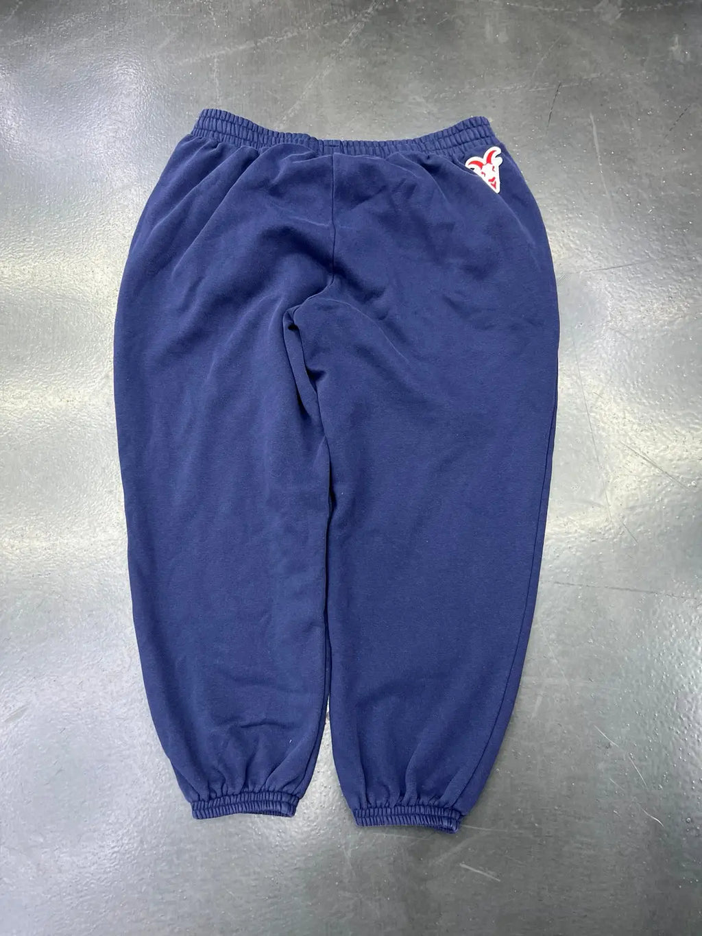 Chivas sweatpants back