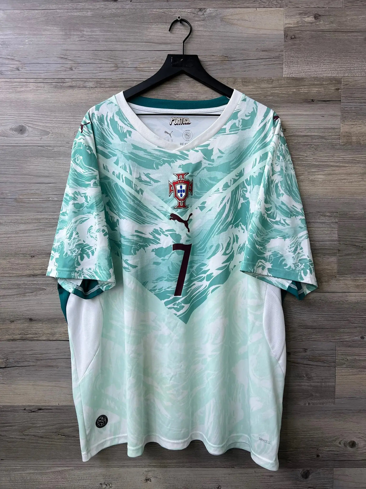 Puma Portugal 2026 Away Jersey – Cristiano Ronaldo #7 – White/Green — front