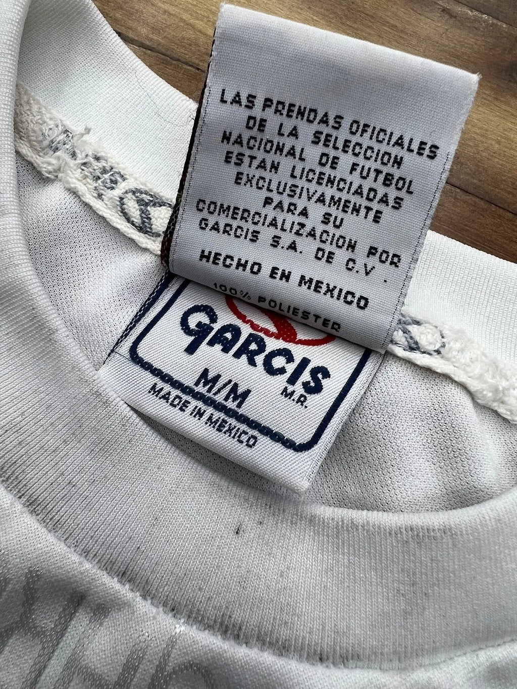 Garcis Mexico 1999 Confederations Cup Champions Jersey – White – M — size and product label