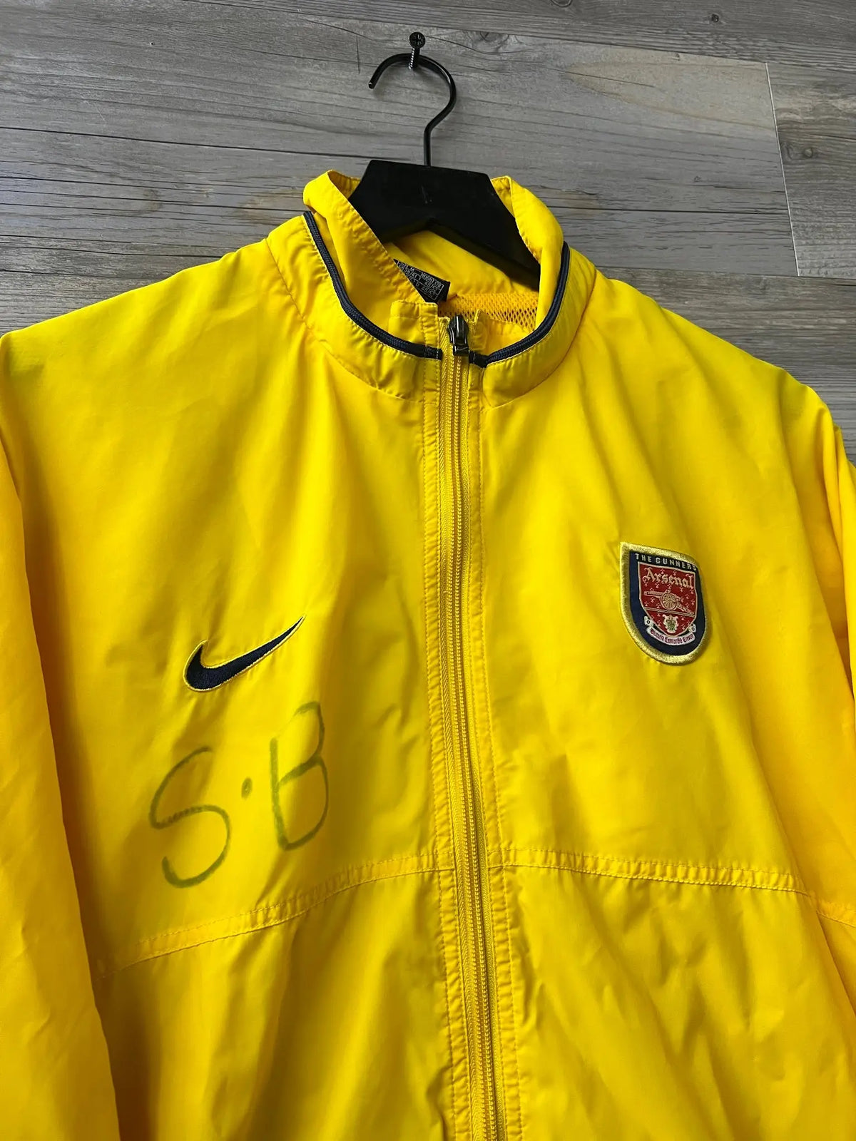 Nike Arsenal 1998/99 Windbreaker – Yellow/Black — detail
