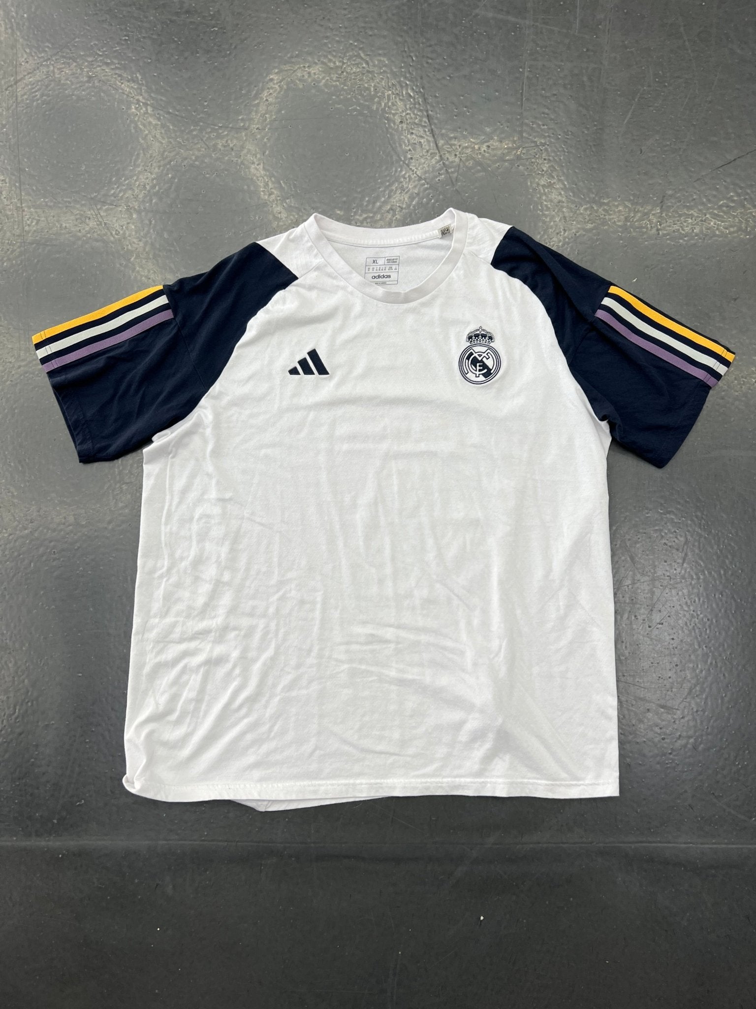 Adidas Real Madrid 2023/24 Training Shirt – White / Navy - STA Apparel - Real Madrid
