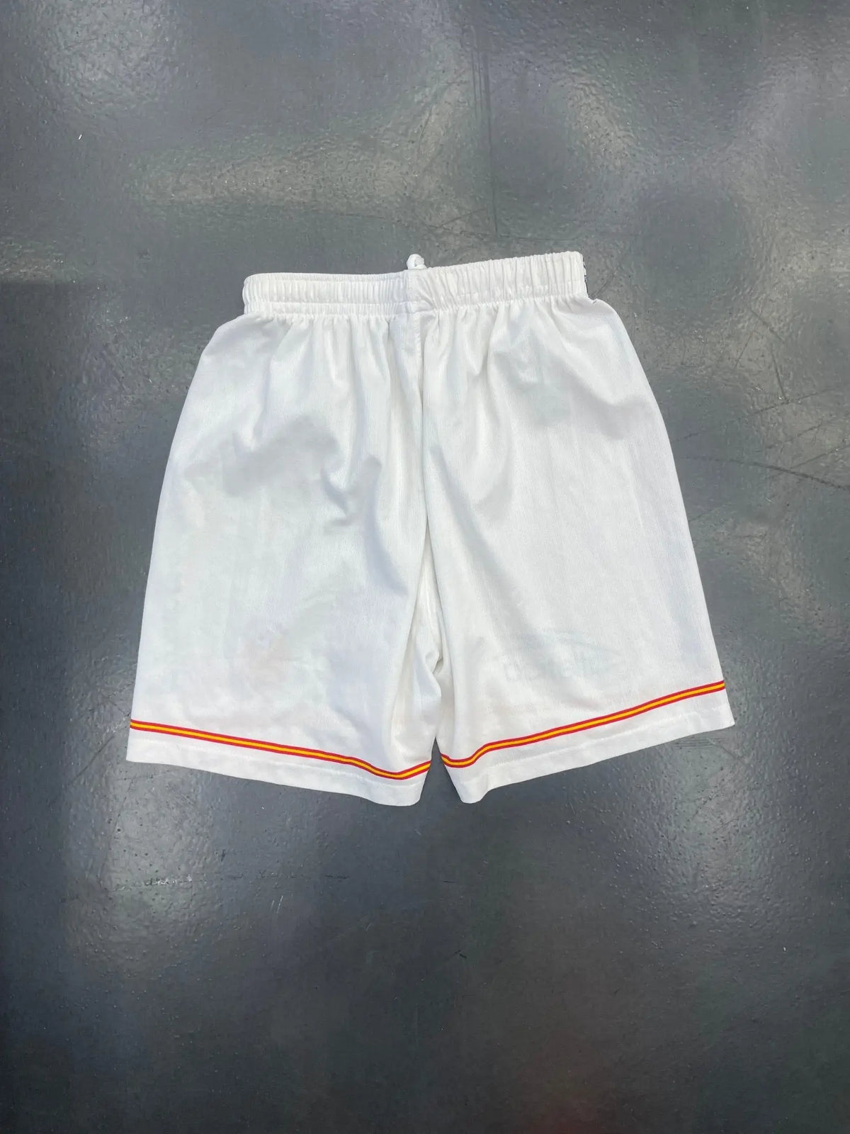 Atletica Monarcas Morelia Shorts (White, Red/Yellow Striping) - STA Apparel - Monarcas morella