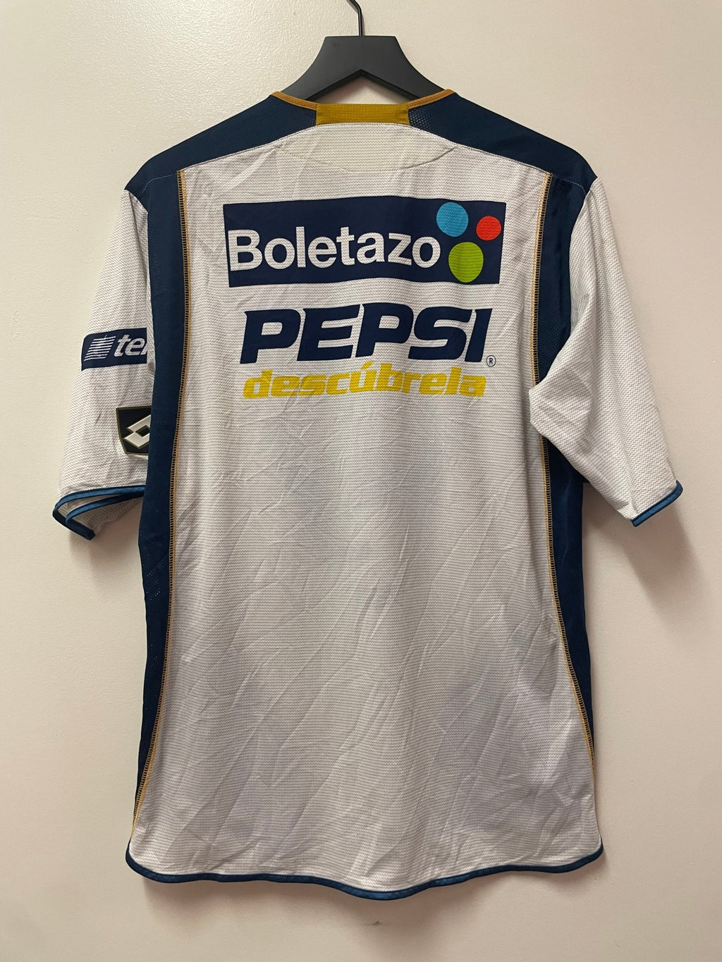 Lotto Pumas UNAM 2004–2005 Home Jersey - STA Apparel - Pumas