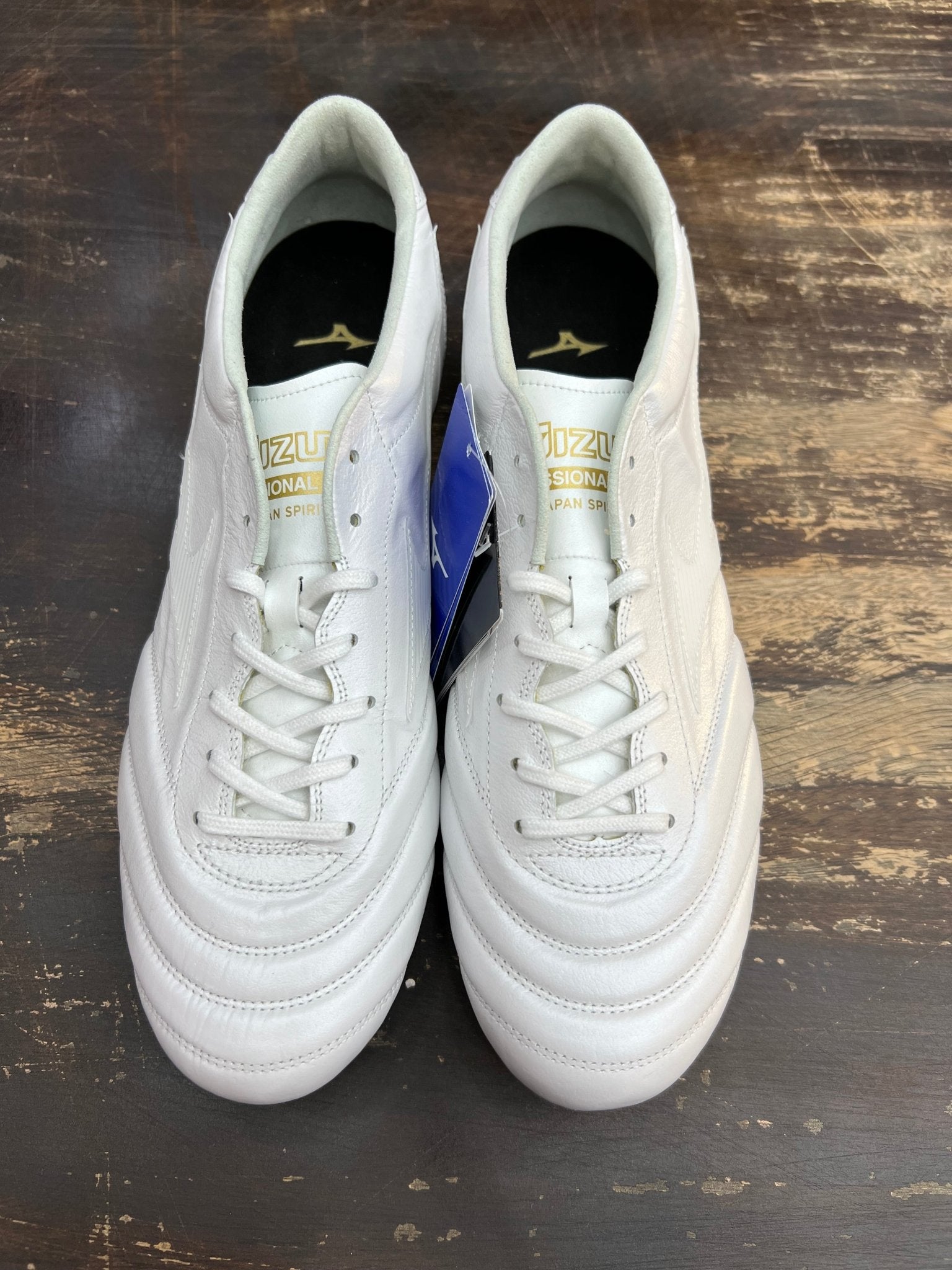 Mizuno Morelia UL Japan 40th Anniversary – Triple White/Gold - STA Apparel - Mizuno