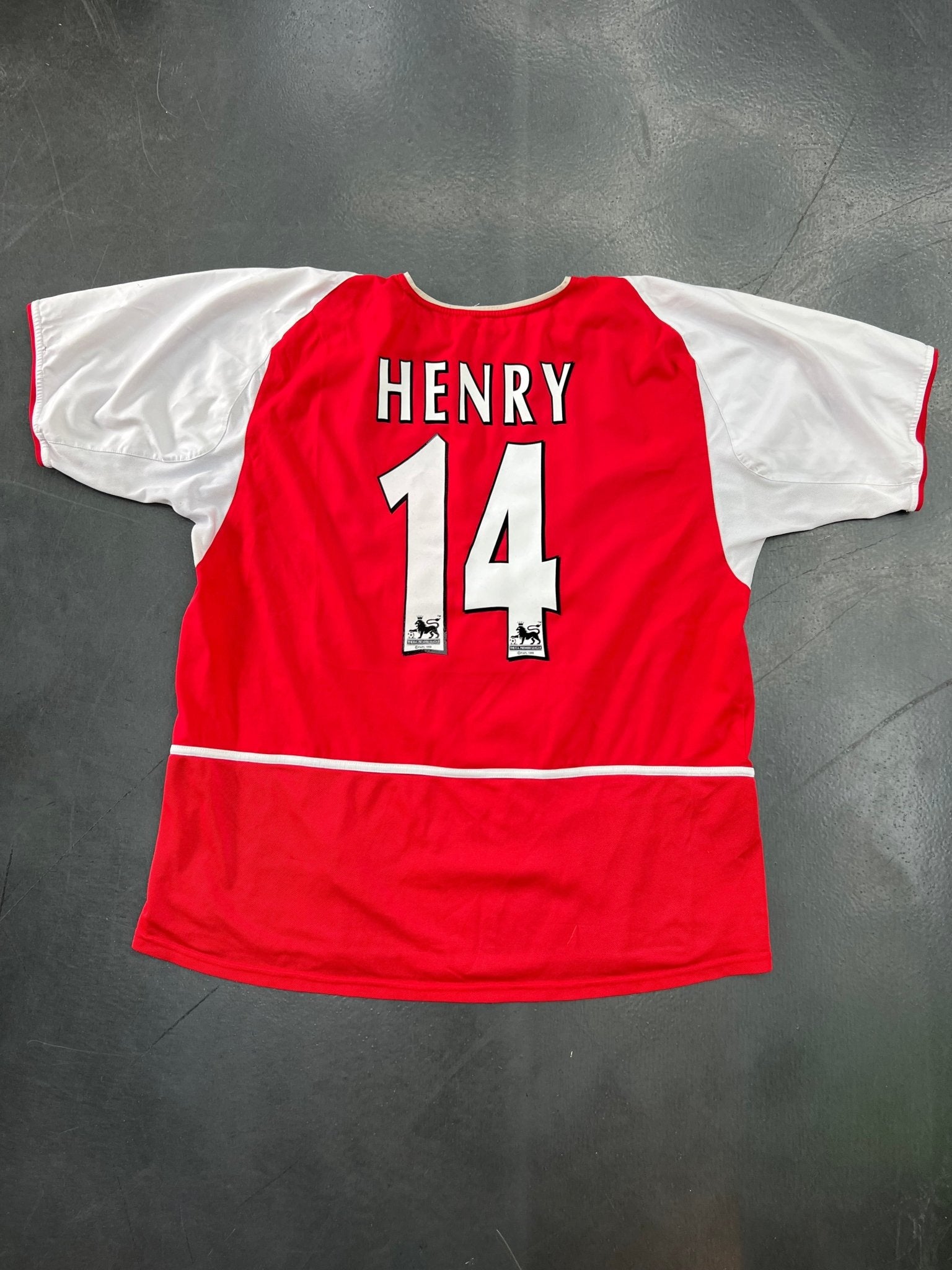 Nike Arsenal 2002–04 Home Jersey – Thierry Henry 14 - STA Apparel - Arsenal