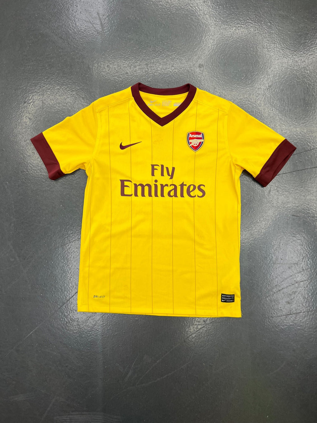 Nike Arsenal 2010/11 Away Jersey – Carlos Vela 11 - STA Apparel - Arsenal