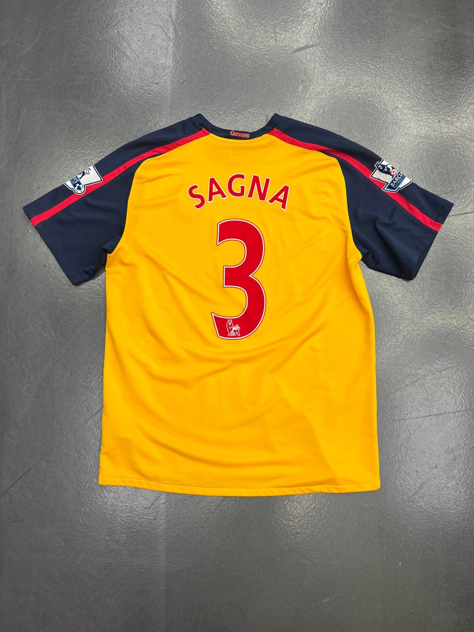 Nike Arsenal FC 2009/10 Away Jersey Sagna - 3 - STA Apparel - Arsenal