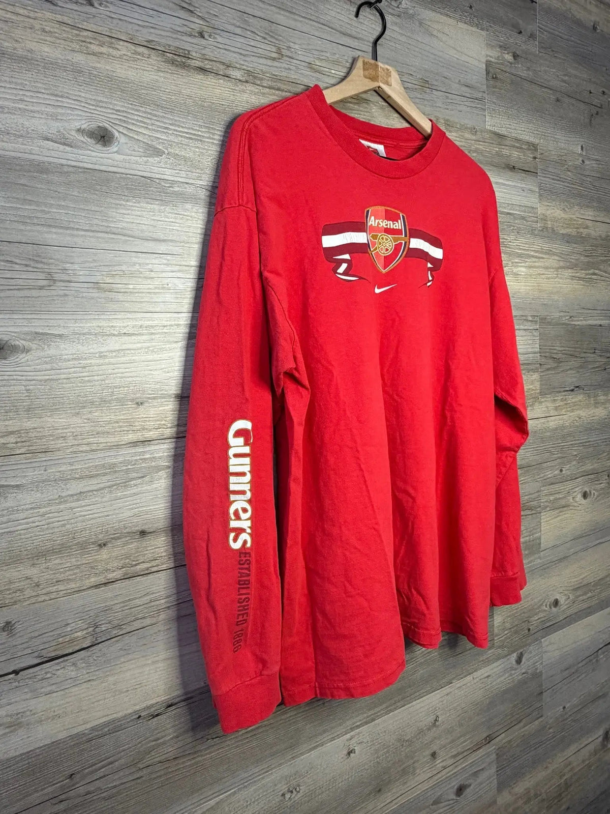 Nike Arsenal Long Sleeve Graphic T-Shirt - STA Apparel - Arsenal