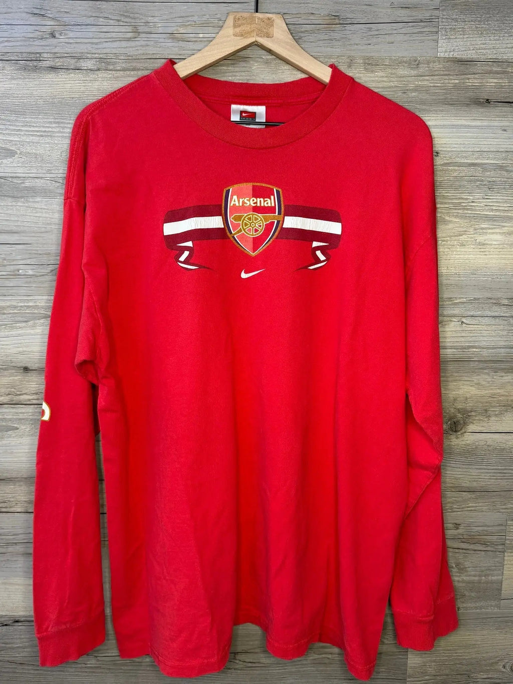 Nike Arsenal Long Sleeve Graphic T-Shirt - STA Apparel - Arsenal
