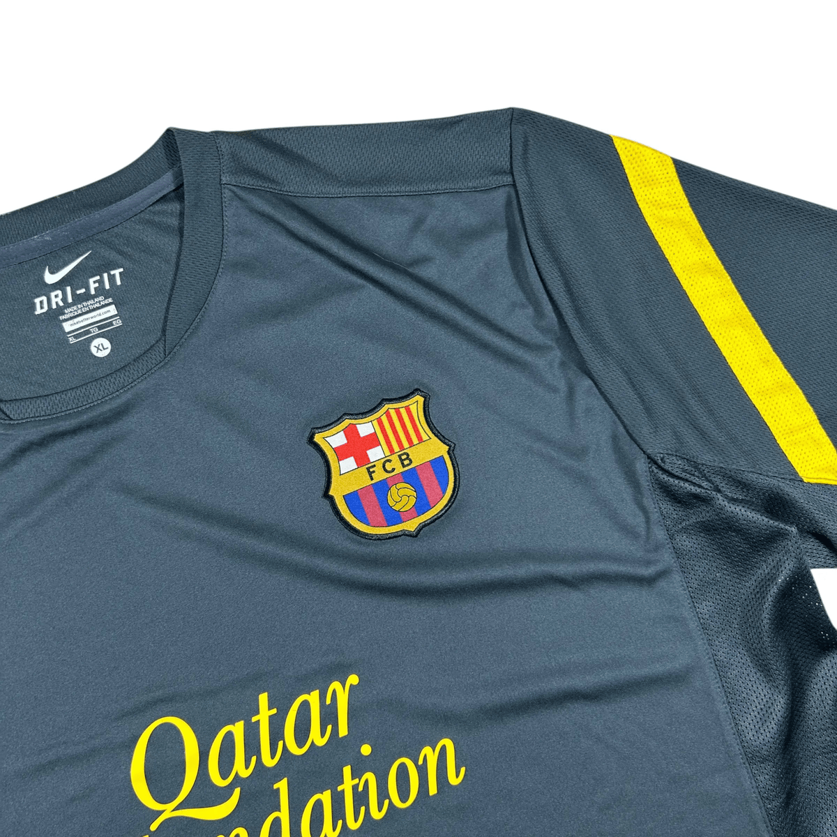 Nike – FC Barcelona – 2011–12 – Qatar Foundation Training Shirt - STA Apparel - Barcelona