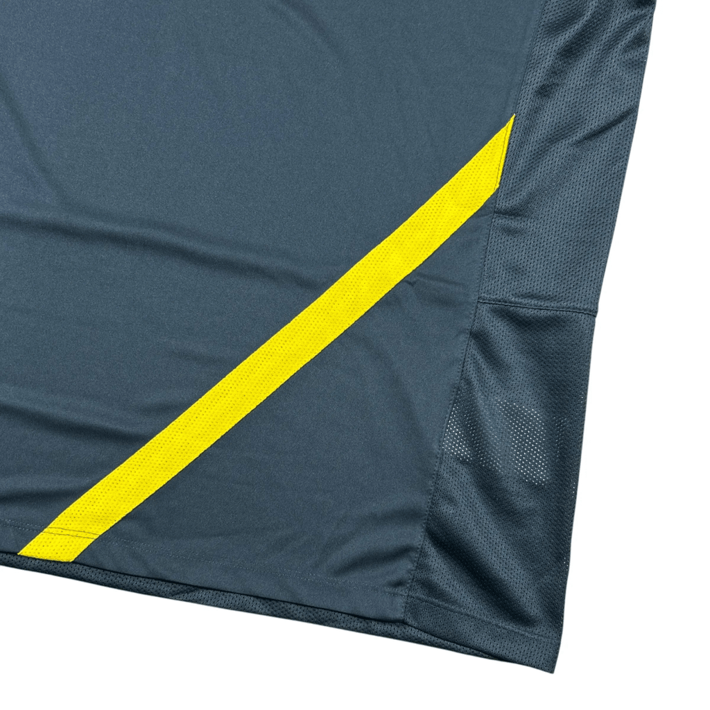 Nike – FC Barcelona – 2011–12 – Qatar Foundation Training Shirt - STA Apparel - Barcelona