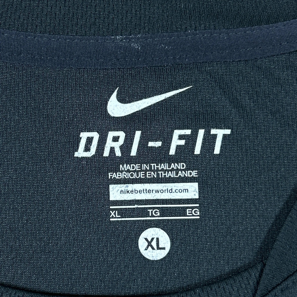 Nike – FC Barcelona – 2011–12 – Qatar Foundation Training Shirt - STA Apparel - Barcelona