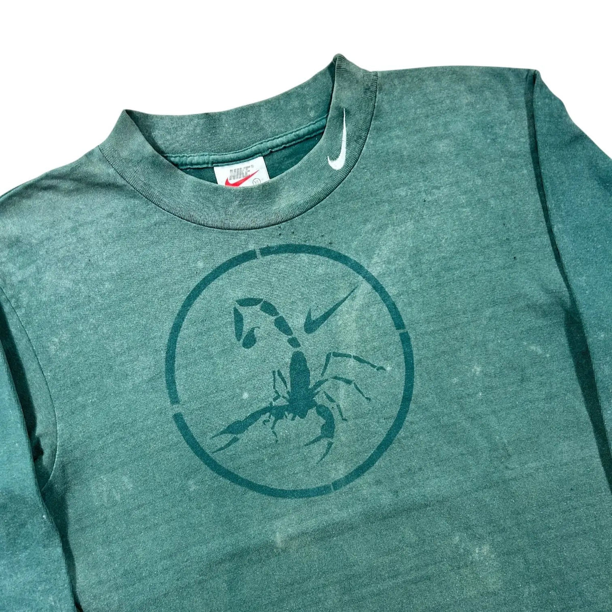 Nike – Scorpion – Long Sleeve Graphic Shirt – Green - STA Apparel - Football Apparel