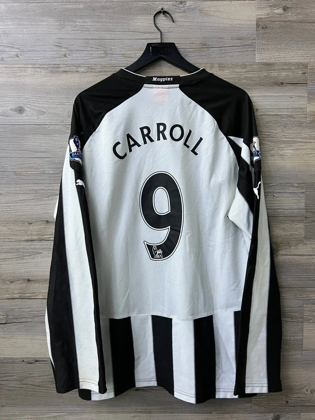 Puma Newcastle United 2010–11 Home Long-Sleeve Jersey – Andy Carroll 9 - STA Apparel - Newcastle united