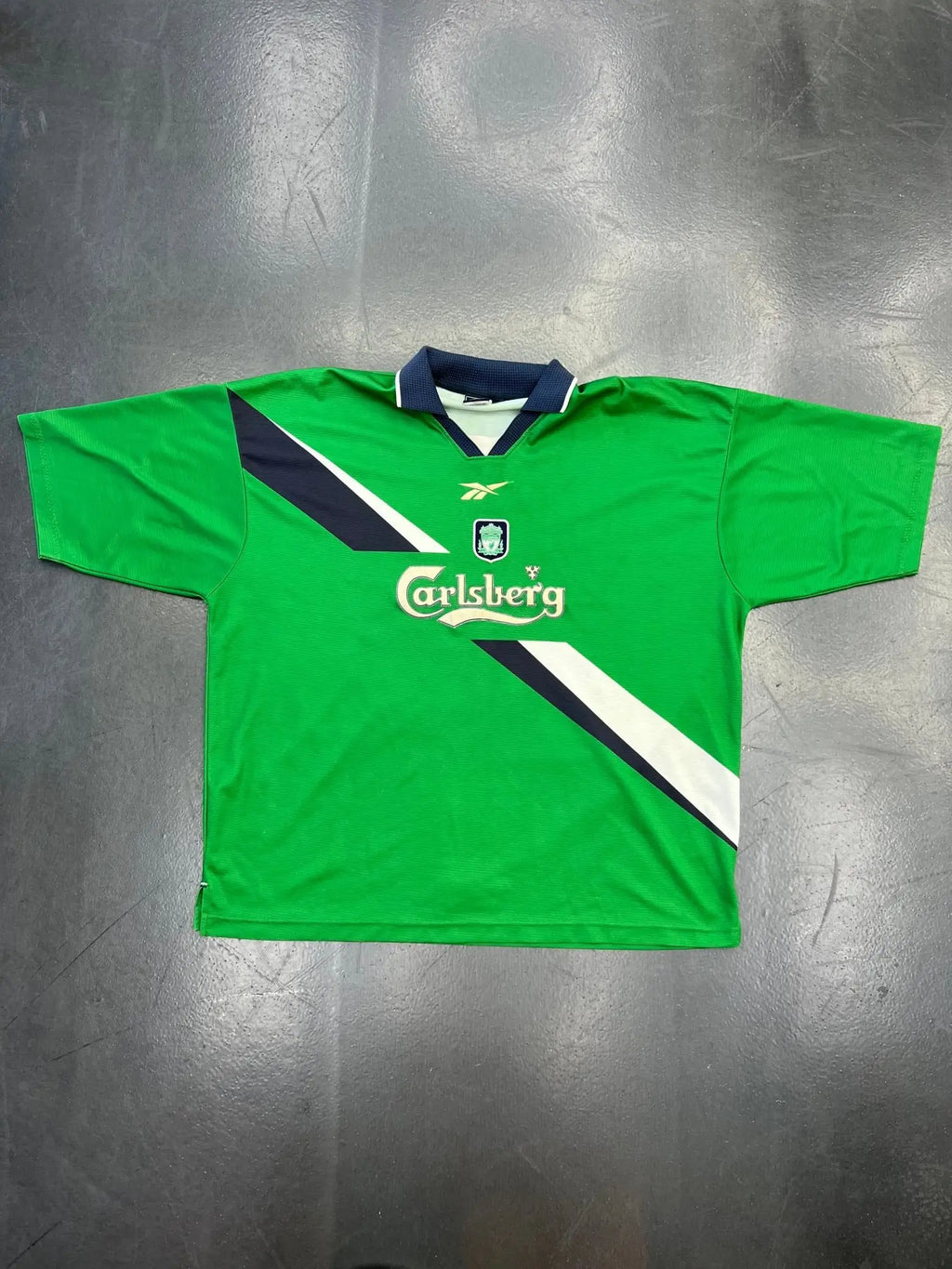 Reebok Liverpool FC 1999–2000 Away Jersey – Gerrard 28 - STA Apparel - Liverpool
