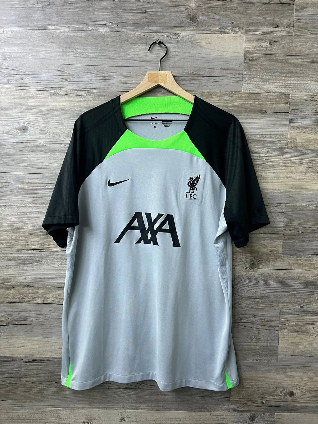 Nike Liverpool 2023/24 Strike Training Top front