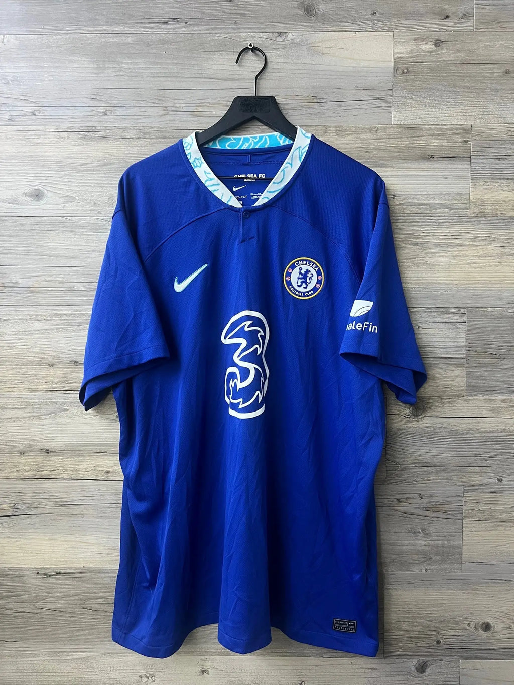 Nike Chelsea 2022/23 home jersey Reece James #24 front
