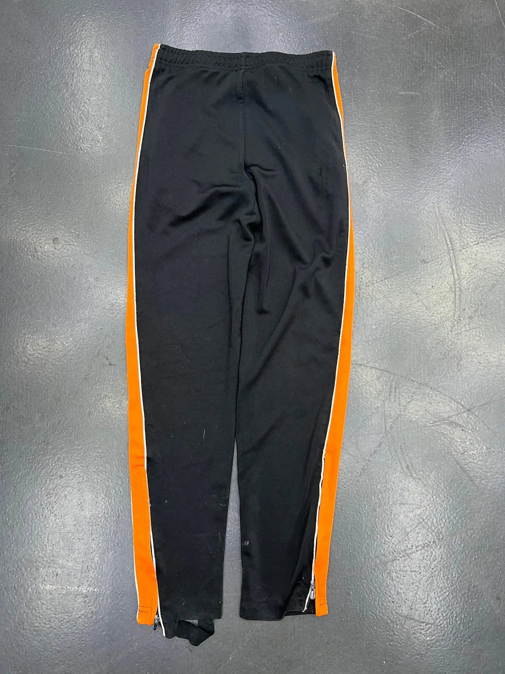 Atlética Jaguares de Chiapas Track Pants – Black/Orange — back