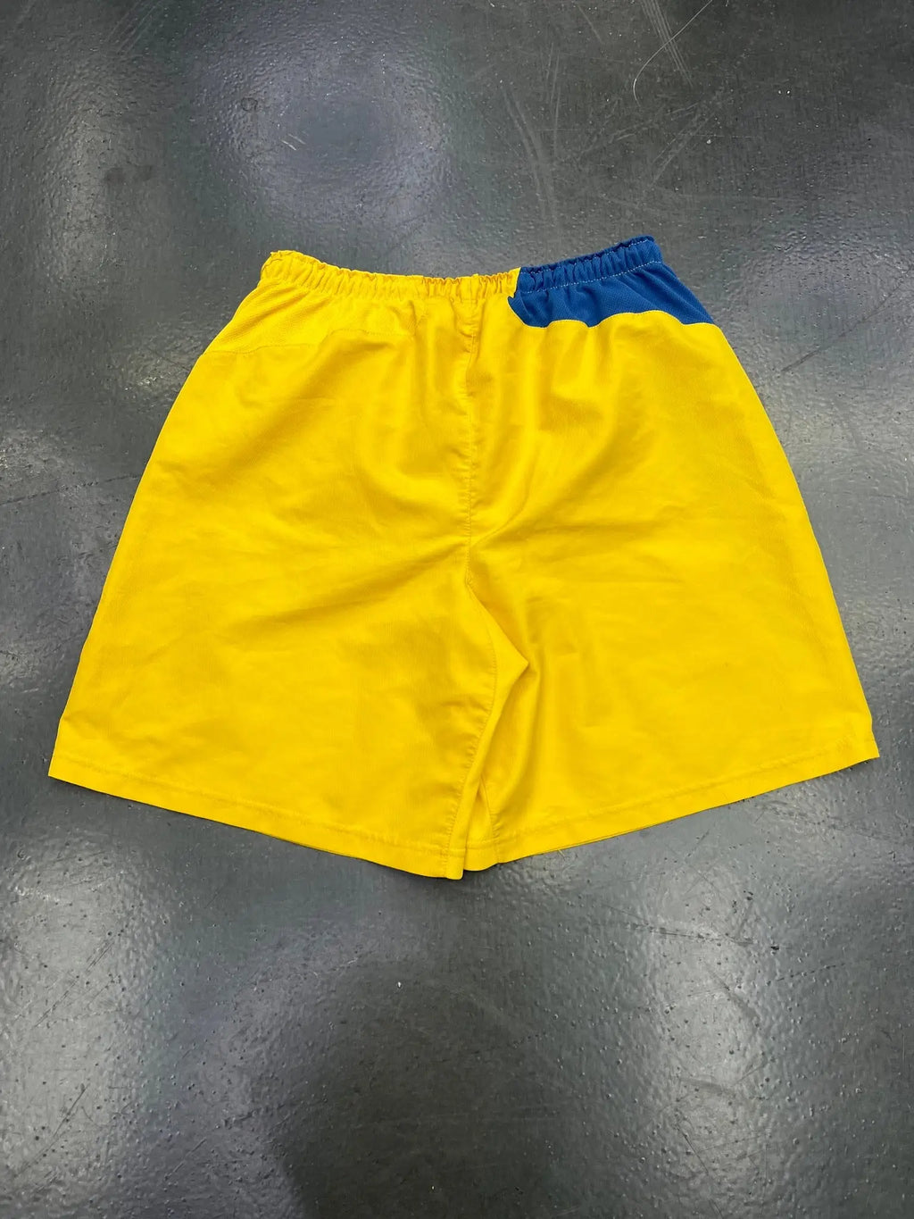 Item 084 — back